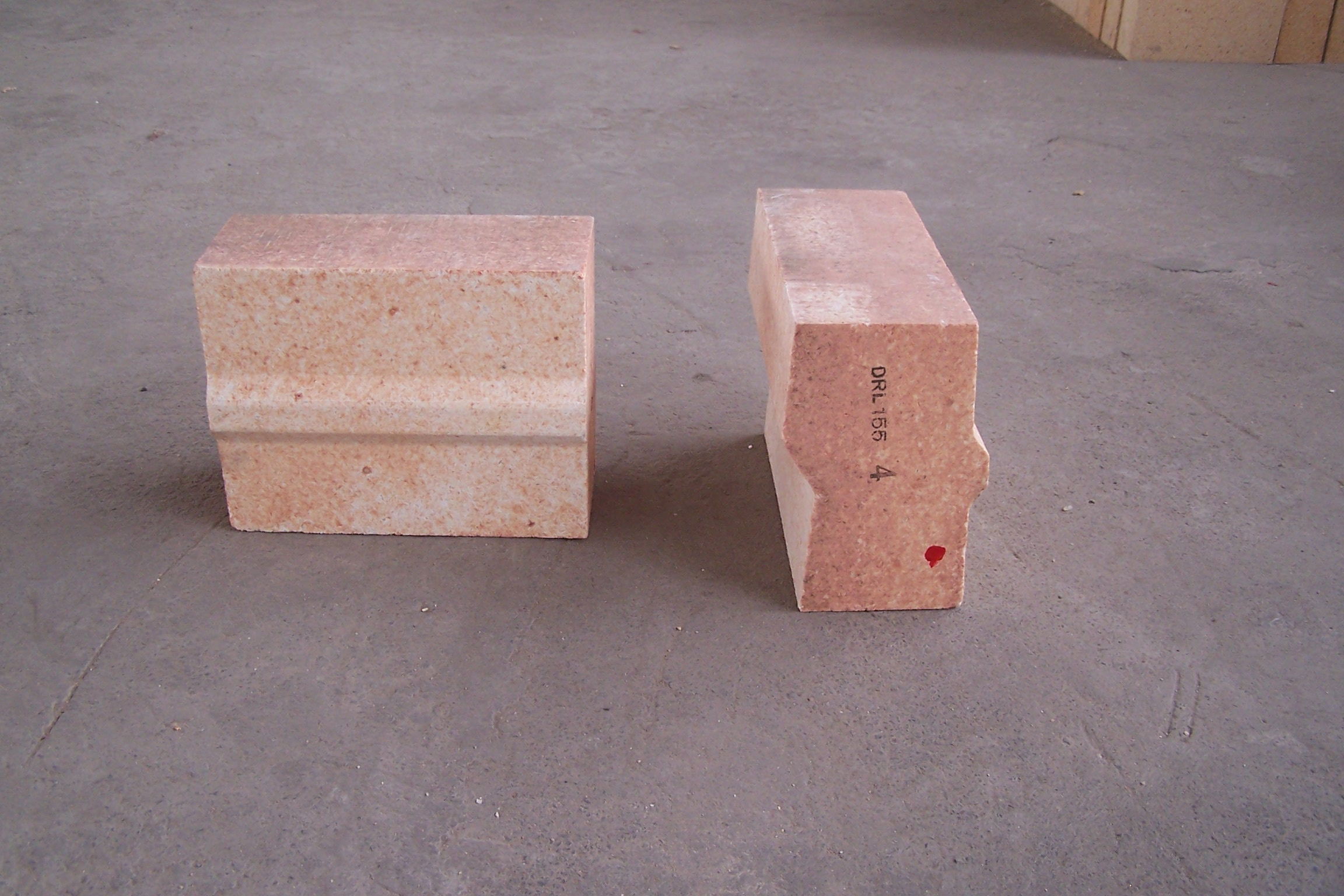 DRL-155 Low Creep Brick – Reliable Refractory Material for Hot Blast Stove Lining